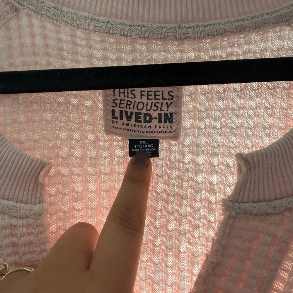 American Eagle Outfitters Light Pink Knit Top - Picture 2 of 2